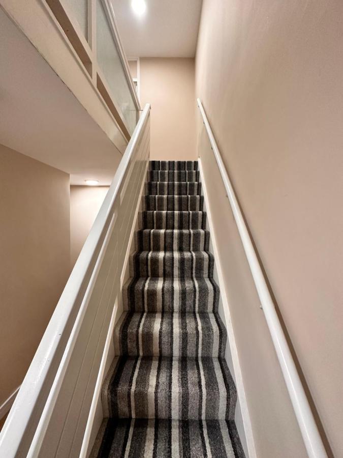 לונדון Canary Wharf Single Double And En-Suite Rooms מראה חיצוני תמונה