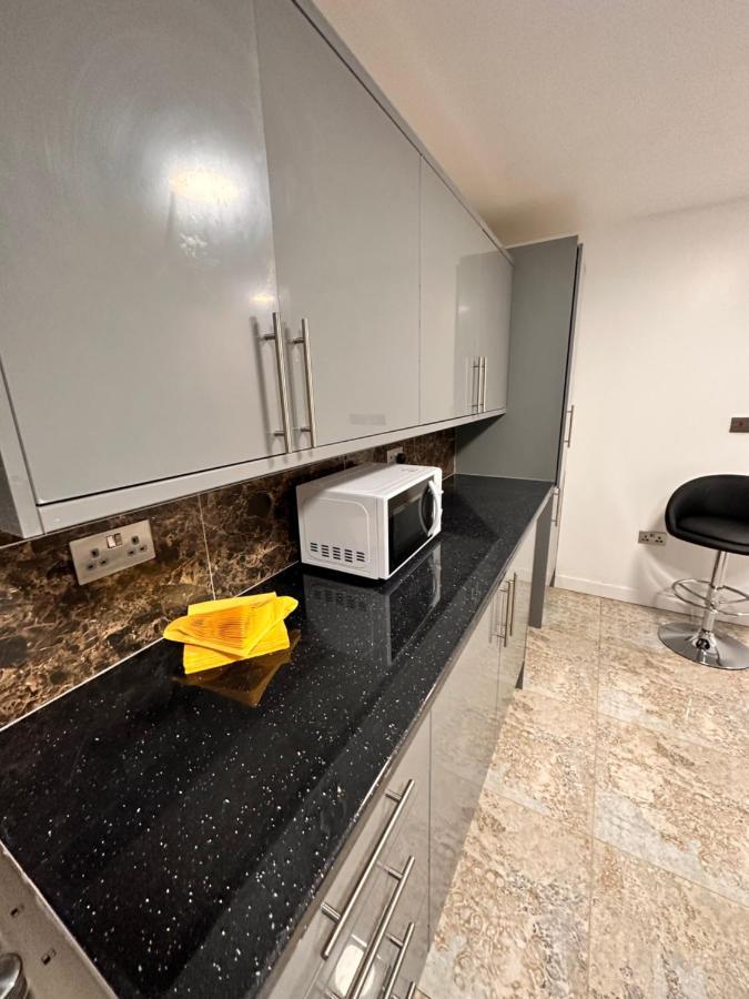 לונדון Canary Wharf Single Double And En-Suite Rooms מראה חיצוני תמונה
