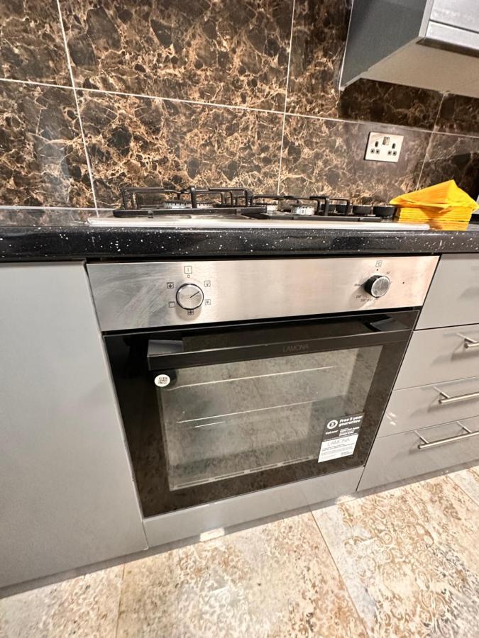 לונדון Canary Wharf Single Double And En-Suite Rooms מראה חיצוני תמונה
