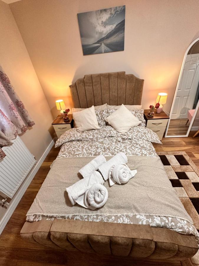לונדון Canary Wharf Single Double And En-Suite Rooms מראה חיצוני תמונה