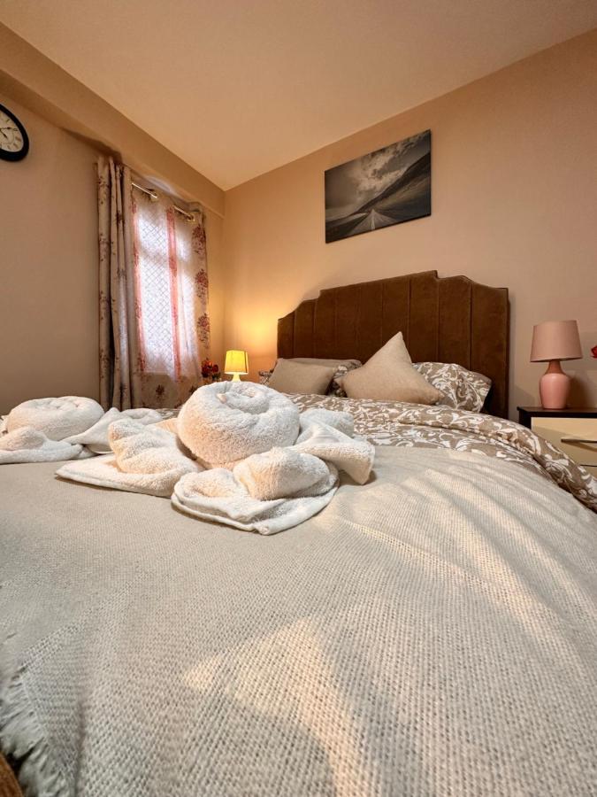 לונדון Canary Wharf Single Double And En-Suite Rooms מראה חיצוני תמונה